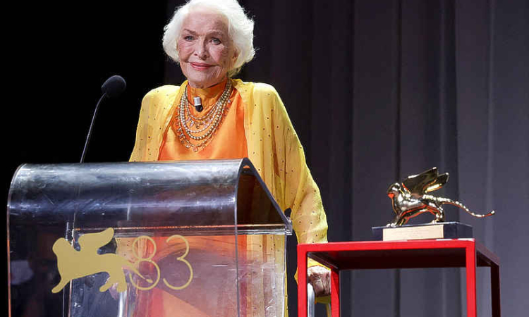 Burstyn hails progress for women  in film at Venice lifetime award